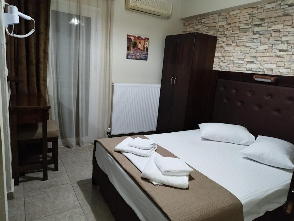 Hotel Villa Pigasos Paralía Exterior foto